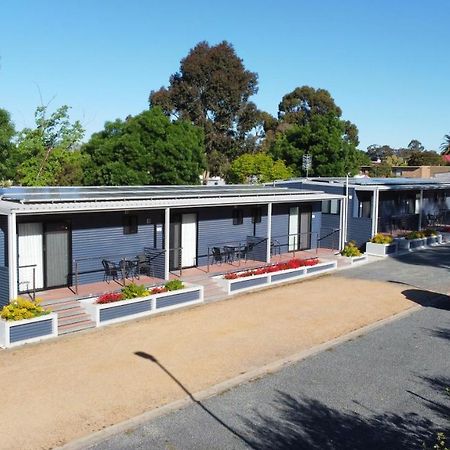 Acacia Caravan Park & Holiday Units Ararat Esterno foto