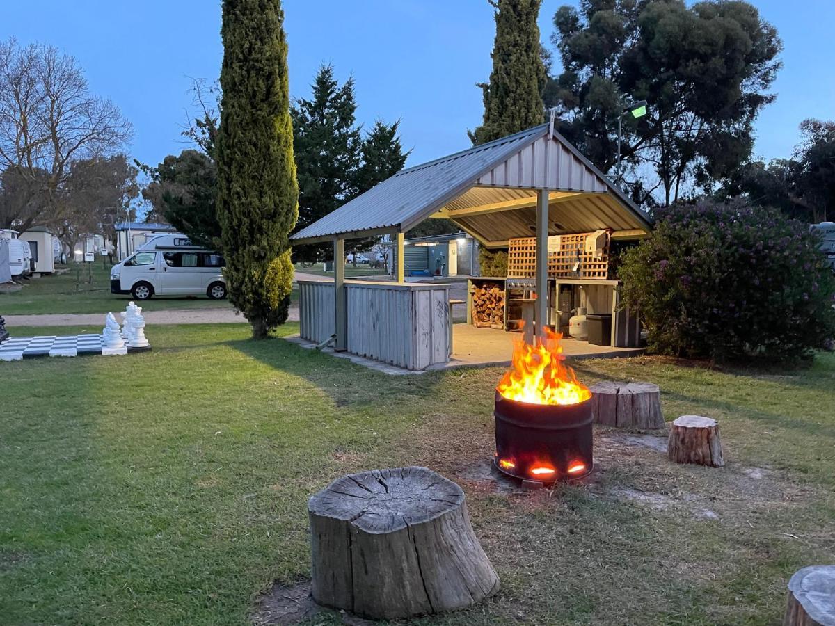 Acacia Caravan Park & Holiday Units Ararat Esterno foto